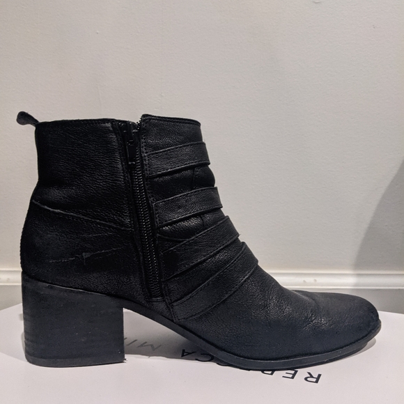 Lucky Brand Booties size 7.5 - Picture 8 of 8